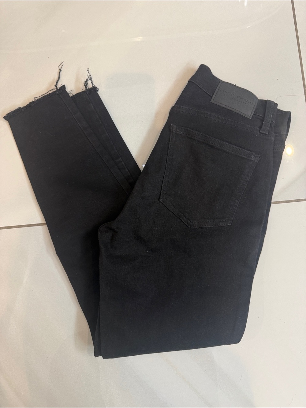 Lucky Black Jeans - Classic Everyday Style
